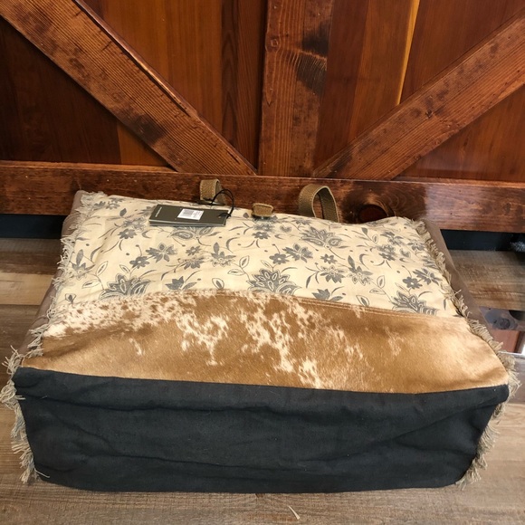 Myra Bag Floret Weekender Canvas upcycled xl tote - Picture 5 of 9